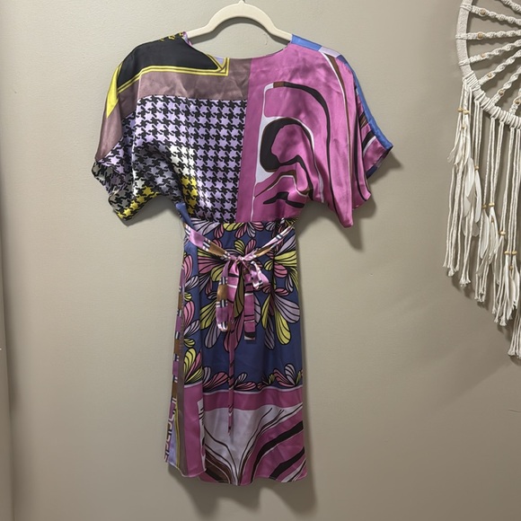 Alice & Trixie Mandy Dress 100% Silk Printed - Picture 7 of 9